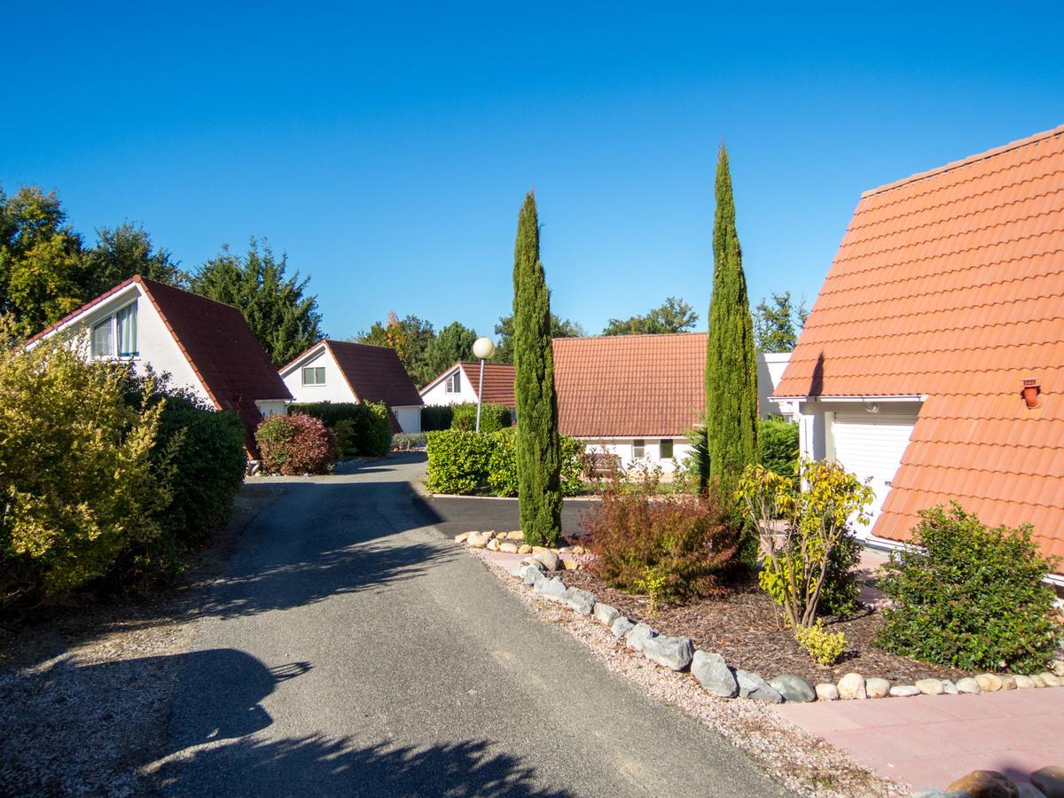 Holiday home Chateau Cazaleres *